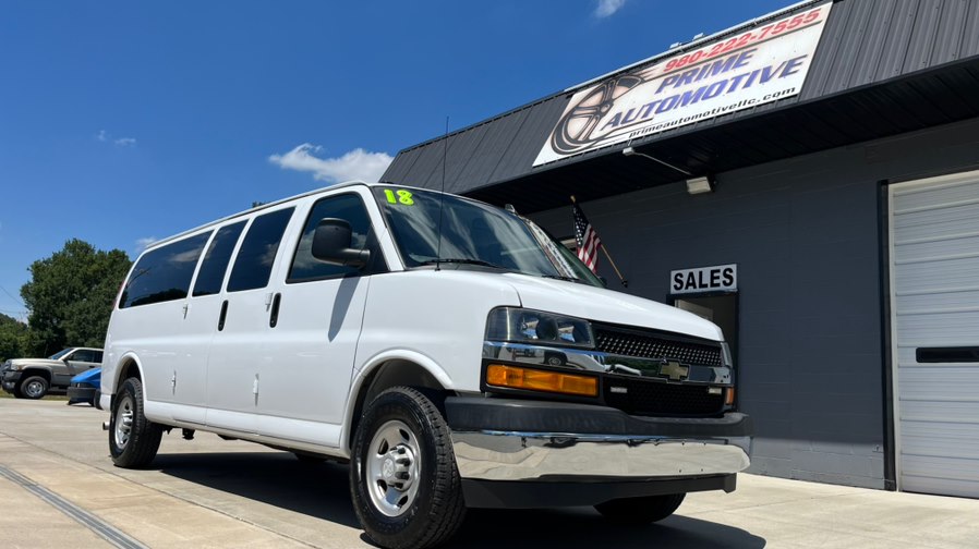 chevrolet express passenger 2018 1GAZGNFG6J1285134 image chevrolet express passenger 2018 1GAZGNFG6J1285134 image